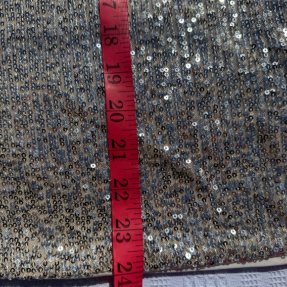 NWT H&M Gold Sparkle Top - Picture 7 of 8